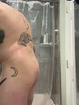 JSizzle13's Live XXX Chat