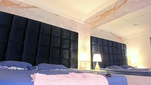 loladupont Adlı Modelin Canlı XXX Sohbeti