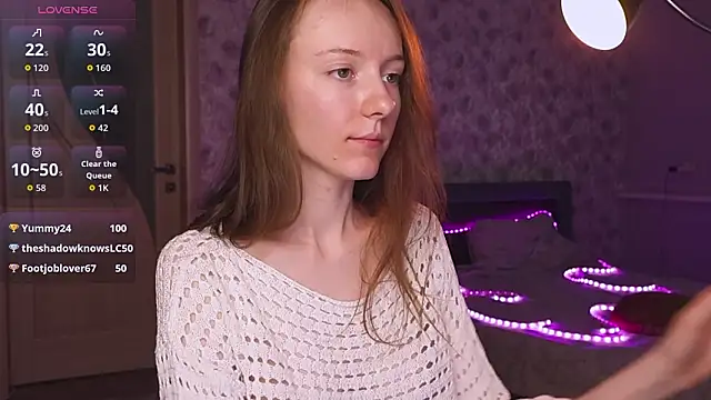 Pertunjukan Kamera Web Why_me_stella