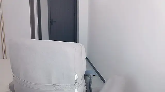 Lisa-3333 Adlı Modelin Canlı XXX Sohbeti