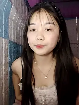 Baa-bee22's Live XXX Chat