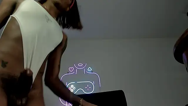 shantal_chocolet's Live XXX Chat