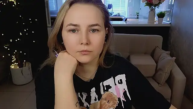 Mira_Mermayd 现场XXX聊天