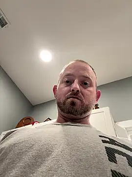 Chatroom XXX en direct de Enjoyedmine