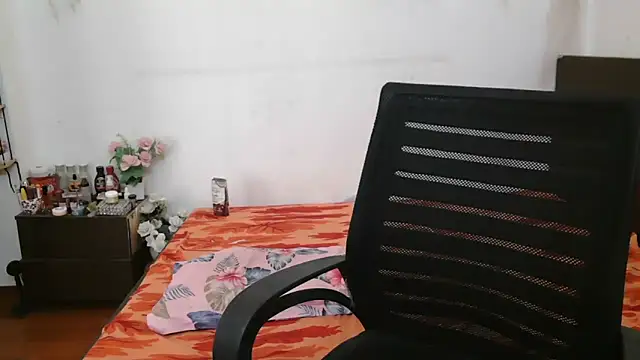 SkyShally Webcam-Show