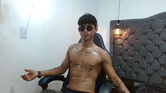 luka_big18: онлайн-секс-чат