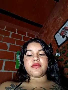 Chat +18 de KattalellaGomez ao vivo