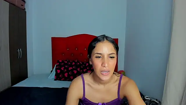 Samantha_luv_ Adlı Modelin Web Kamerası Şovu