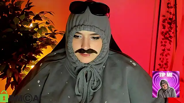 Mia_R0ss: онлайн-секс-чат