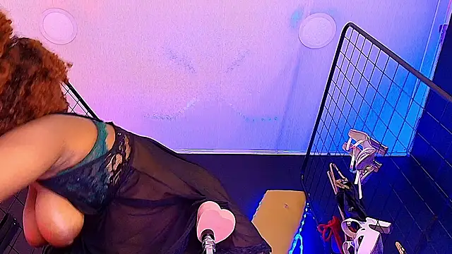 MrEbonybdsm's Live XXX Chat