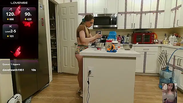 Blondiewithanass' Live XXX Chat