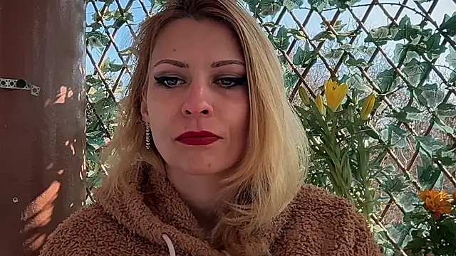 karo123421: онлайн-секс-чат