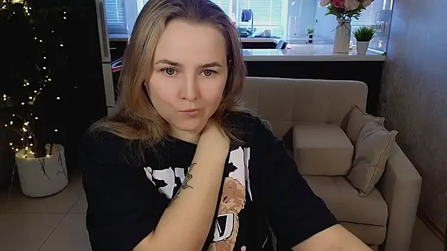 Mira_Mermayd's Live XXX Chat