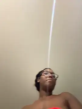 CinnaCakesss 라이브 XXX 채팅