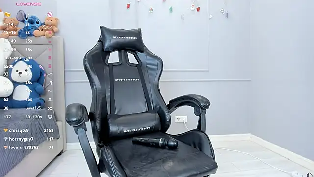 Yunleah Chat XXX in diretta