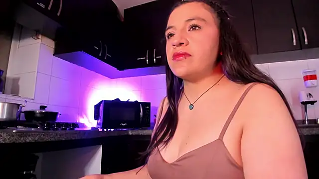 TaraTaylorr's Live XXX Chat