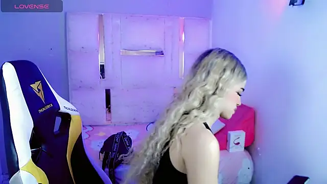 Sophiaa_doll_ live XXX chat