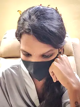 ramyasri- Live XXX-chat