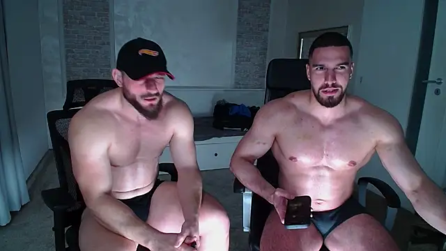 IvanHydee: онлайн-секс-чат