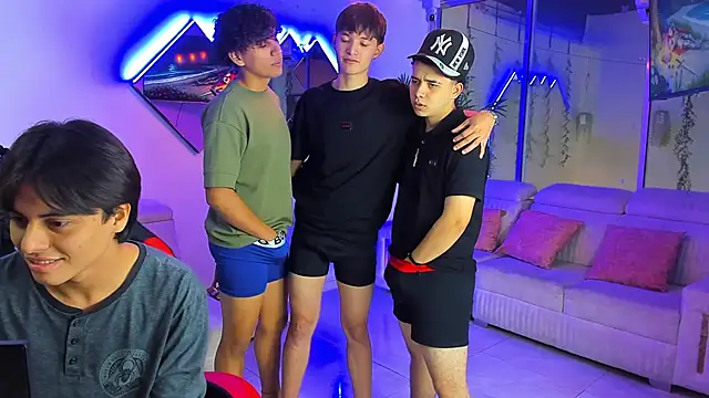 Houseofwarrios: онлайн-секс-чат