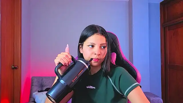 Онлайн чат XXX melanimorgan1