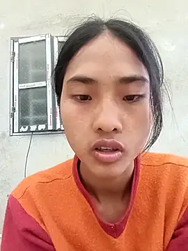 Hoa-tuylip webkamerás műsora