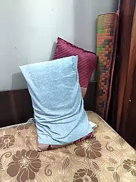 DeLhiBoy_143 – Live XXX-chat