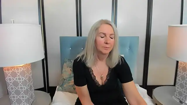 دردشة EricaTop الجنسية المباشرة