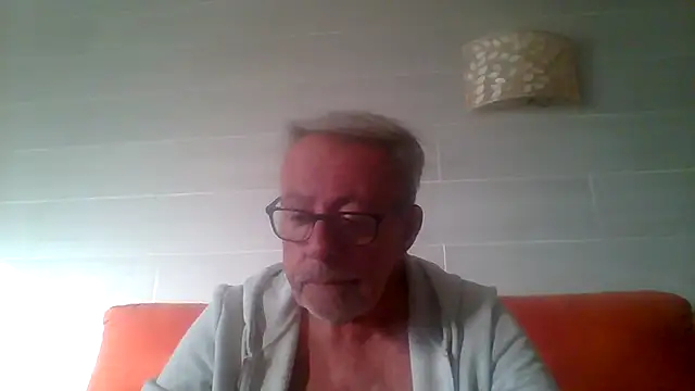 tuggy59 Show in webcam