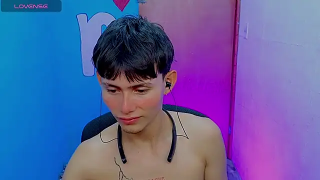 دردشة tanjiro_cute الجنسية المباشرة