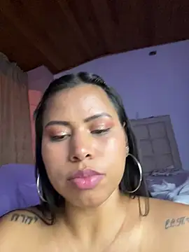 Mich-12's Webcam Show