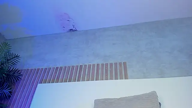 Chat +18 de Amber_Santana ao vivo