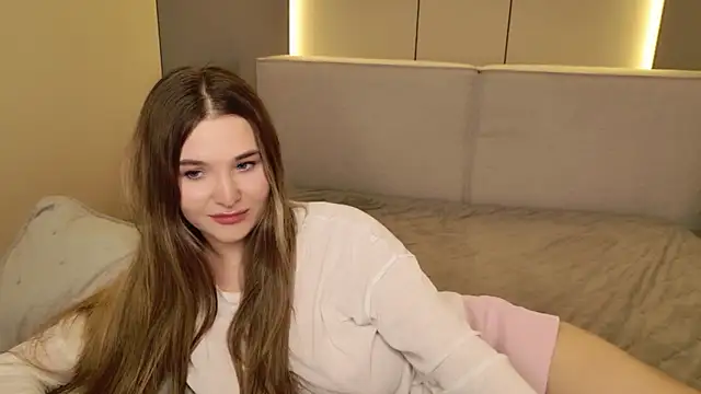 Lina_SinerzのライブXXXチャット