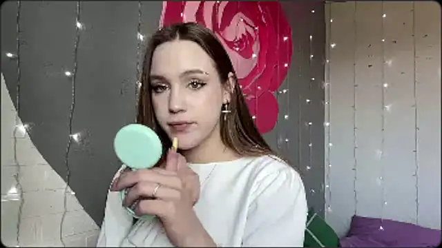 Chat +18 de AnnaWasp ao vivo