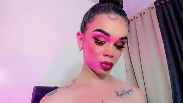 lesly_xxのウェブカメラショー