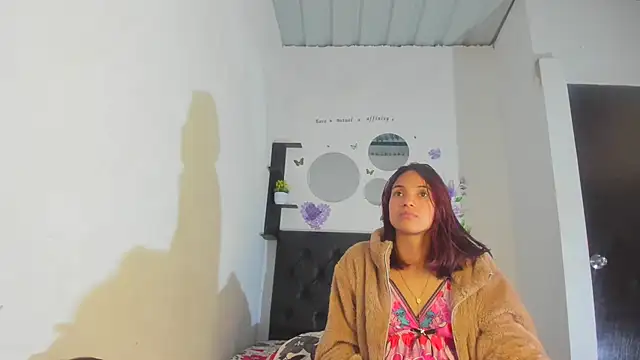 sapphire_brown20 – Naživo XXX chat