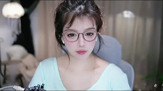 Cecily: онлайн-секс-чат