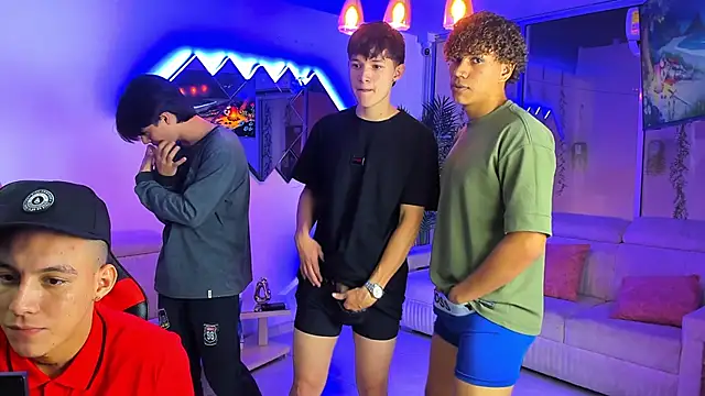 Houseofwarrios Chat XXX in diretta