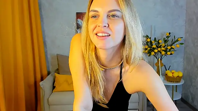 LunaFlinn Live XXX Chat