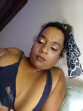 Chat XXX en directo de MiZzCreator