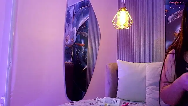 rouxinferno_cr 即時 XXX 聊天