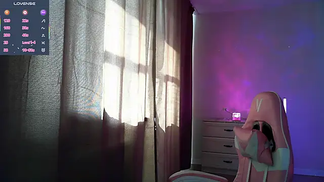 eskatmi's Live XXX Chat