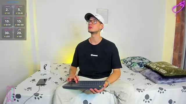 Vlad__night's Live XXX Chat