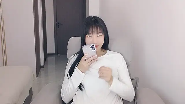 Lisa-3333's Live XXX Chat