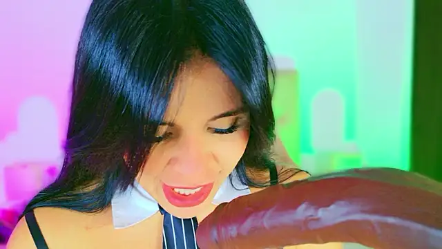 CharlootteEvans: онлайн-секс-чат