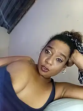 MiZzCreator – Naživo XXX chat