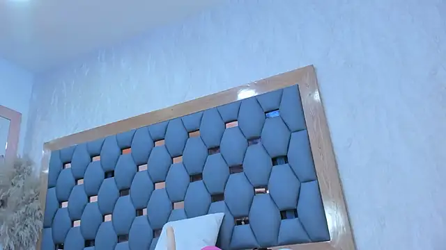 crystal_sm live XXX chat