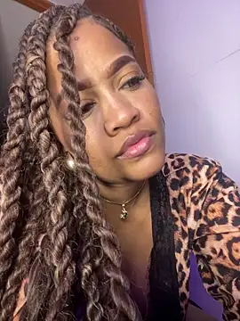 Czat XXX na żywo – riri_brunnete