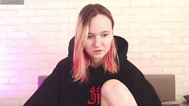 Ericha_Stone Chat XXX in diretta