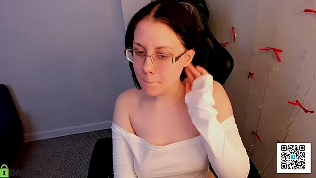 Czat XXX na żywo – BellaWink